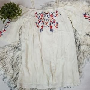 Cold Shoulder Embroidered Top Size L